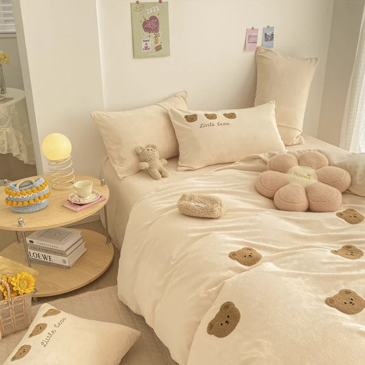 Milk Velvet 4-piece Set - Cute Bear