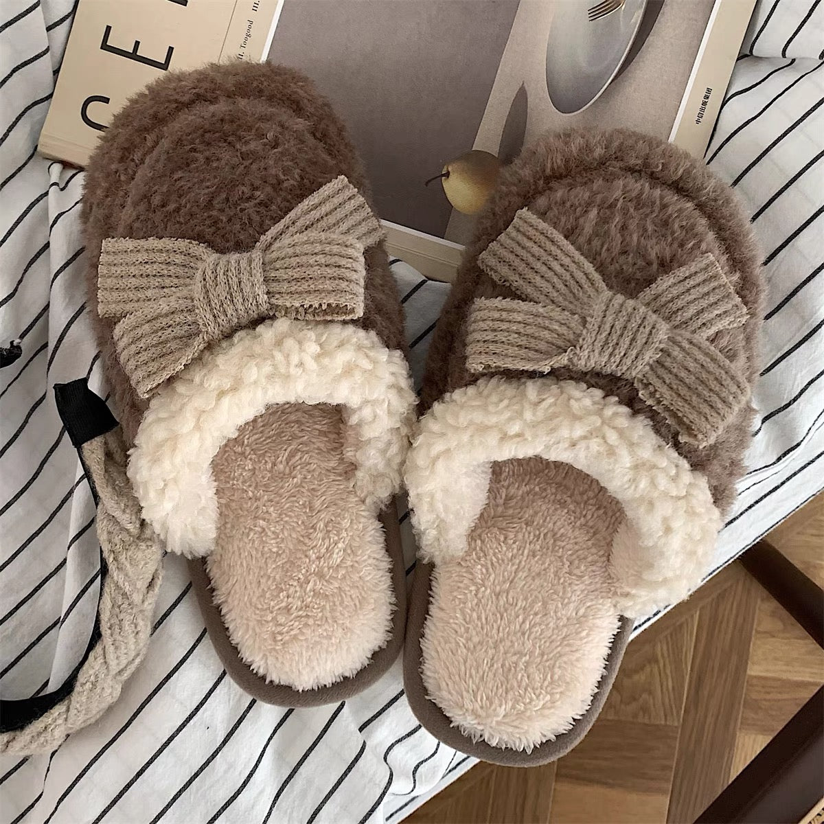 Winter Slippers - Brown Bowknot