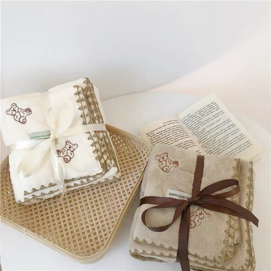 Coral Velvet Towel Set - Bear White/Brown