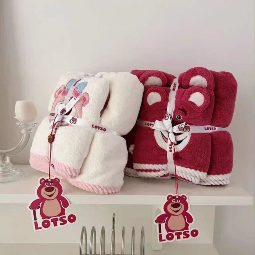 Coral Velvet Towel Set - Lotso Pink/White