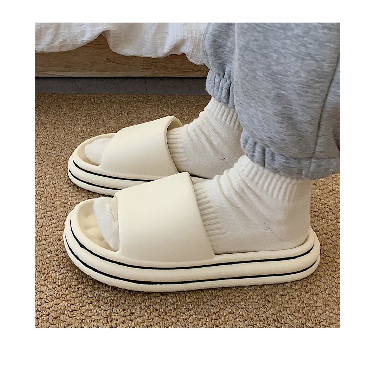 Slippers - White With Black Rings